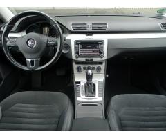 Volkswagen Passat 2.0 TDI 125kW - 11