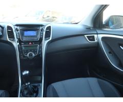 Hyundai i30 1.6 CRDi 81kW - 11