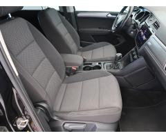 Volkswagen Touran 2.0 TDI 110kW - 12