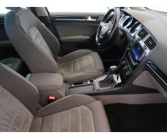 Volkswagen Golf 2.0 TDI 110kW - 12