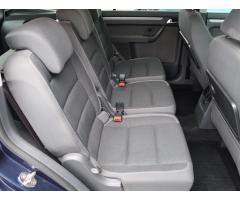 Volkswagen Touran 1.6 TDI 77kW - 13