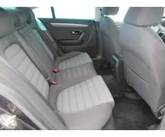 Volkswagen Passat CC 2.0 TDI 103kW - 13