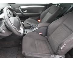 Renault Laguna 2.0 dCi 110kW - 17