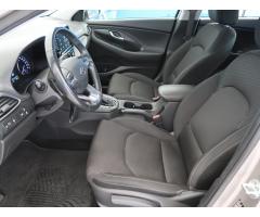 Hyundai i30 1.4 T-GDI 103kW - 16