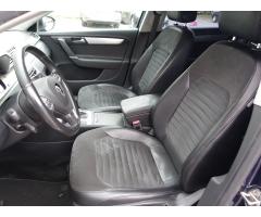 Volkswagen Passat 2.0 TDI 125kW - 17