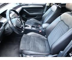 Volkswagen Passat 2.0 TDI 140kW - 16