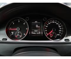 Volkswagen Passat 2.0 TDI 103kW - 17