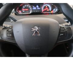 Peugeot 208 1.2 PureTech 60kW - 21