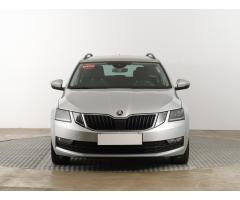 ŠKODA SUPERB COMBI 2.0TDI 140 LAURIN&K 4X4 DSG 7ST