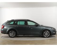 Škoda Octavia 2.0 TDI 110kW - 8