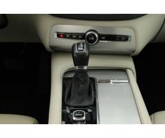 Volvo XC90 D5 AWD 165kW - 14