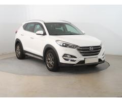 Hyundai Tucson 2.0 CRDi 100kW - 1