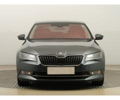 ŠKODA SUPERB COMBI 2.0TDI 140 LAURIN&K 4X4 DSG 7ST