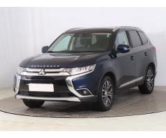 Mitsubishi Outlander 2.2 DI-D 110kW - 3