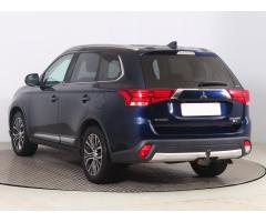 Mitsubishi Outlander 2.2 DI-D 110kW - 5