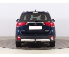 Mitsubishi Outlander 2.2 DI-D 110kW - 6