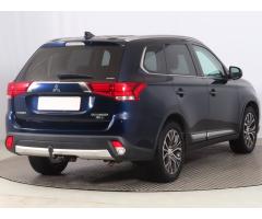 Mitsubishi Outlander 2.2 DI-D 110kW - 7