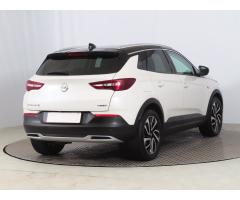 Opel Grandland X 1.6 Turbo 133kW - 7