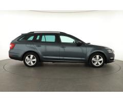 Škoda Octavia 1.6 TDI 85kW - 8