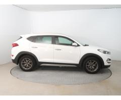 Hyundai Tucson 2.0 CRDi 100kW - 8