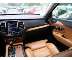 Volvo XC90 D5 AWD 165kW - 11