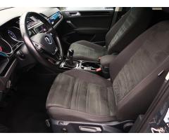 Volkswagen Touran 2.0 TDI 110kW - 16