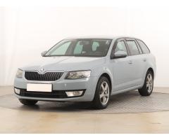 ŠKODA SUPERB COMBI 2.0TDI 140 LAURIN&K 4X4 DSG 7ST