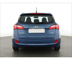 Hyundai i30 1.6 MPI 88kW - 6