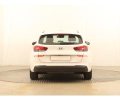 Hyundai i30 1.0 T-GDI 88kW - 6