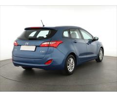 Hyundai i30 1.6 MPI 88kW - 7