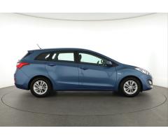 Hyundai i30 1.6 MPI 88kW - 8