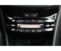 Peugeot 2008 1.2 PureTech 60kW - 17