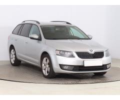 ŠKODA SUPERB COMBI 2.0TDI 140 LAURIN&K 4X4 DSG 7ST