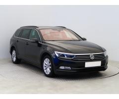 Volkswagen Passat 2.0 TDI 110kW - 1