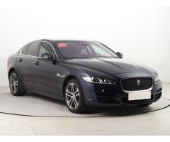 Jaguar XE 20d AWD 132kW - 1