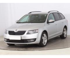 ŠKODA SUPERB COMBI 2.0TDI 140 LAURIN&K 4X4 DSG 7ST