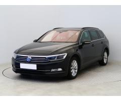 Volkswagen Passat 2.0 TDI 110kW - 3