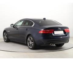 Jaguar XE 20d AWD 132kW - 5