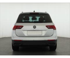 Volkswagen Tiguan 2.0 TDI 110kW - 6