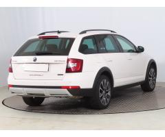 Škoda Octavia 2.0 TSI 140kW - 7