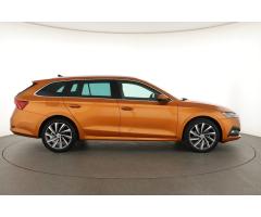 Škoda Octavia 1.5 TSI 110kW - 8