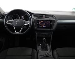 Mercedes-Benz CLA 200 120kW - 9