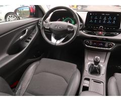 Hyundai i30 1.5 T-GDI MHEV 117kW - 9