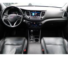 Hyundai Tucson 2.0 CRDi 136kW - 10