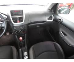 Peugeot 206 1.4 i 55kW - 11