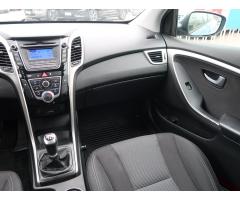 Hyundai i30 1.4 CVVT 73kW - 11