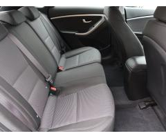 Hyundai i30 1.6 MPI 88kW - 13