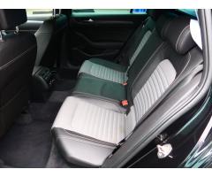 Volkswagen Passat 2.0 TDI 110kW - 15