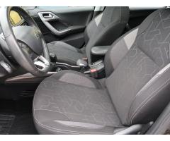 Peugeot 2008 1.2 PureTech 60kW - 16