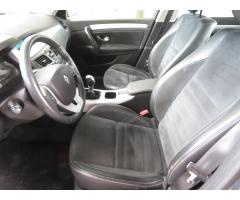 Renault Laguna 2.0 dCi 110kW - 16